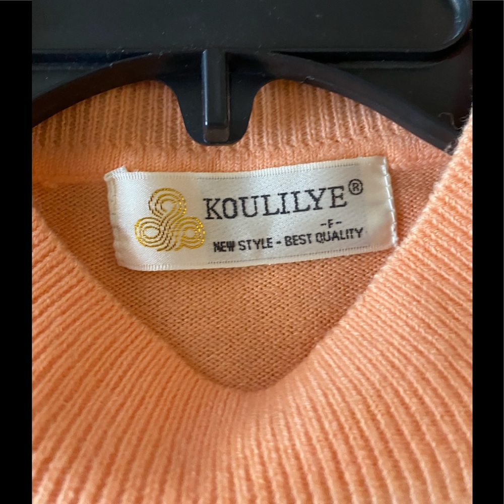 Vintage Y2K Women’s Koulilye knit 🧶 sweater Sz Medium